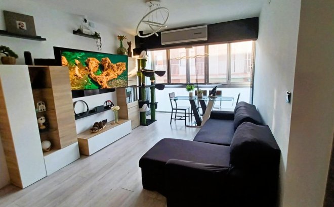 Resale - Penthouse -
Pilar de la Horadada - Costa Blanca