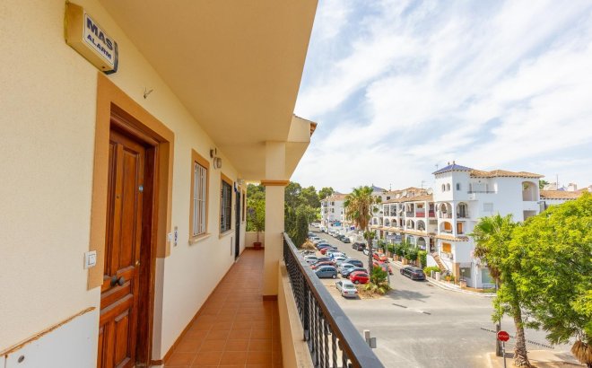 Resale - Apartment -
Orihuela Costa - Villamartín