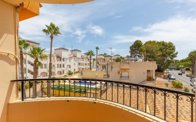 Resale - Apartment -
Orihuela Costa - Villamartín