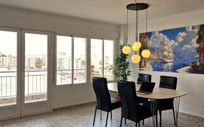 Resale - Apartment -
Torrevieja - Costa Blanca