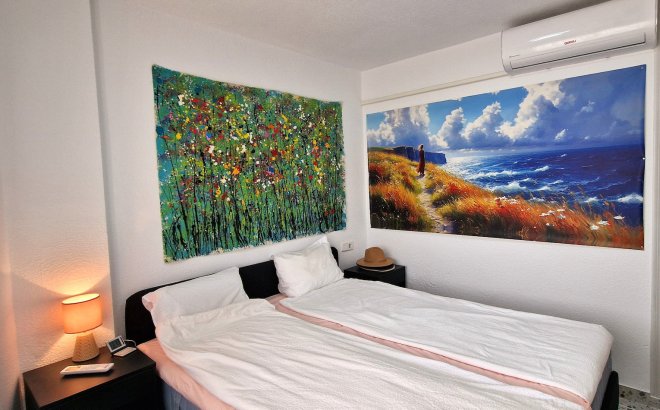Resale - Apartment -
Torrevieja - Costa Blanca