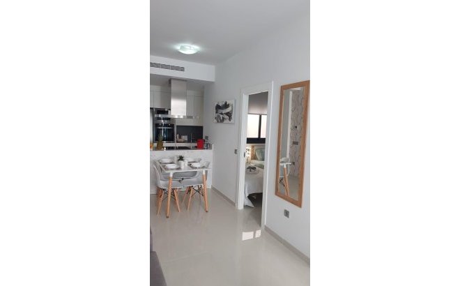 Resale - Apartment -
Torrevieja - Estacion De Autobuses