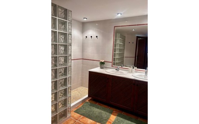 Resale - Apartment -
Torrevieja - Punta Prima
