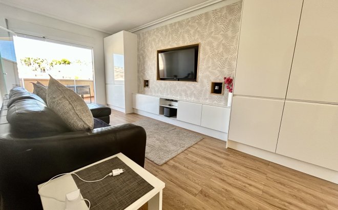 Resale - Apartment -
Villamartin - Costa Blanca