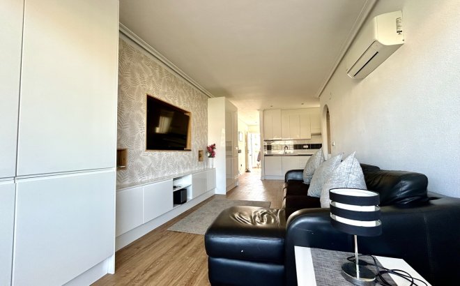 Resale - Apartment -
Villamartin - Costa Blanca
