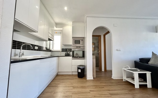 Resale - Apartment -
Villamartin - Costa Blanca