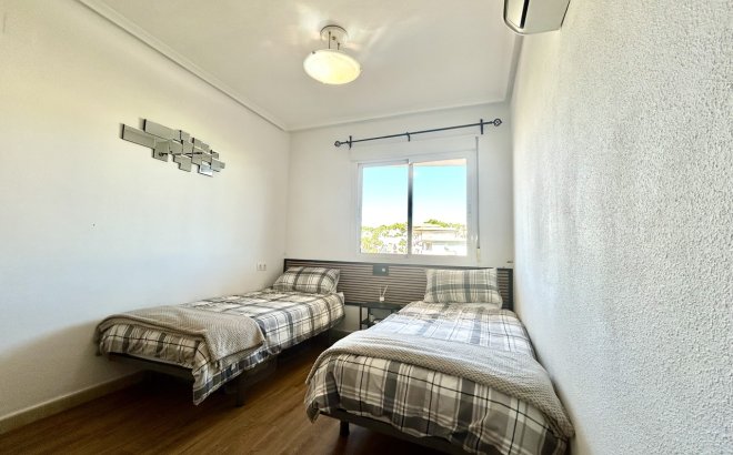 Resale - Apartment -
Villamartin - Costa Blanca