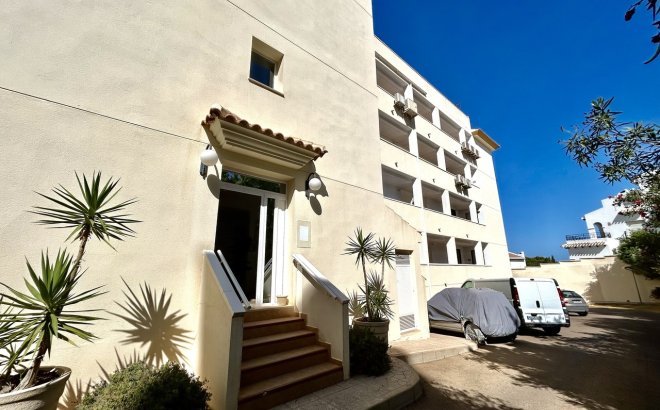 Resale - Apartment -
Villamartin - Costa Blanca