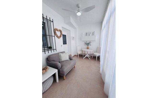 Revente - Town House -
Villamartin - Costa Blanca