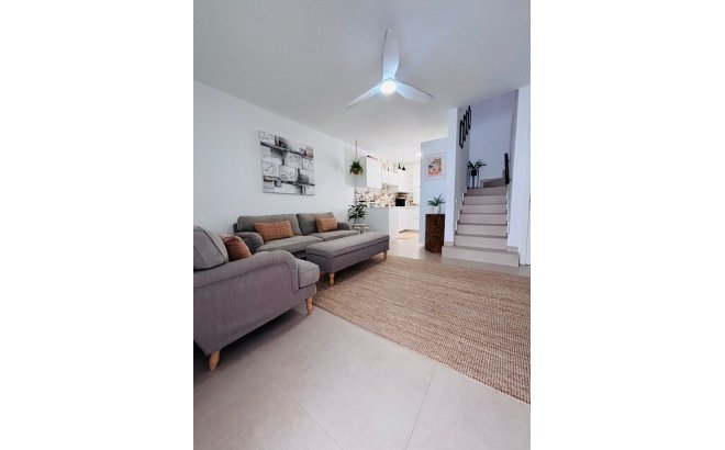 Revente - Town House -
Villamartin - Costa Blanca