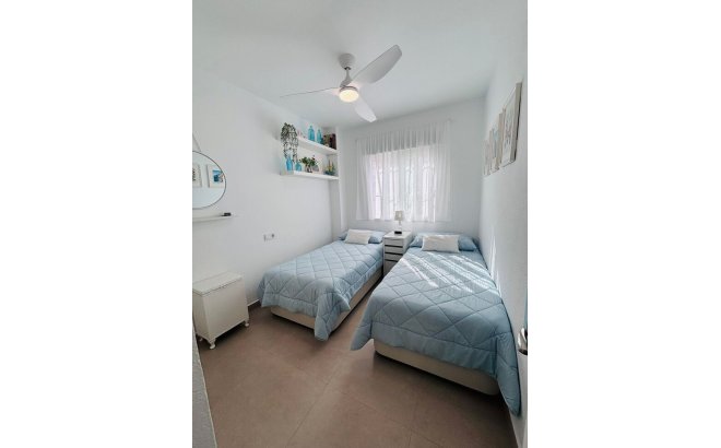 Revente - Town House -
Villamartin - Costa Blanca