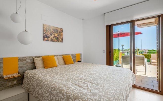 Resale - Apartment -
Cabo Roig - Costa Blanca