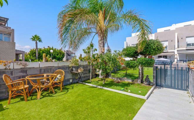 Resale - Town House -
Torrevieja - Costa Blanca
