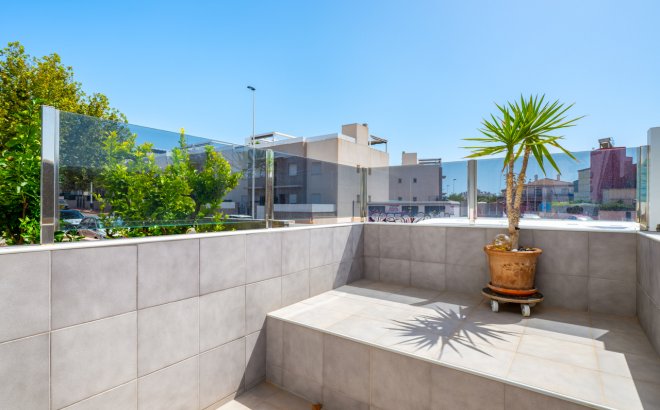 Resale - Town House -
Torrevieja - Costa Blanca