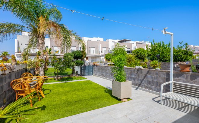 Resale - Town House -
Torrevieja - Costa Blanca