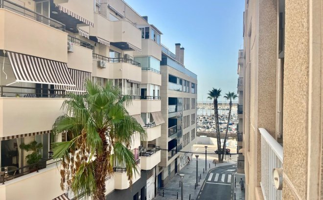 Resale - Apartment -
Torrevieja
