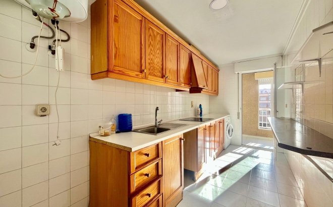 Resale - Apartment -
Torrevieja