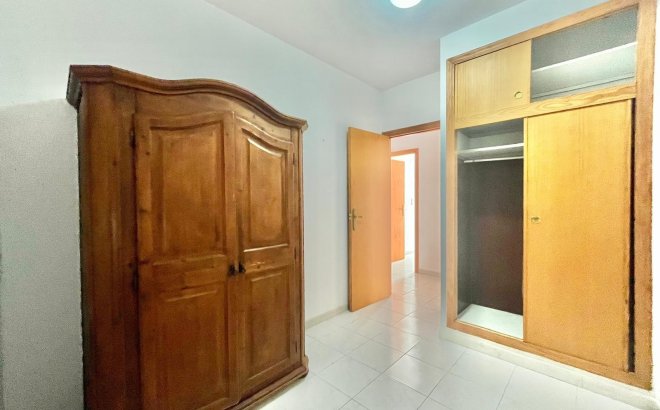 Resale - Apartment -
Torrevieja