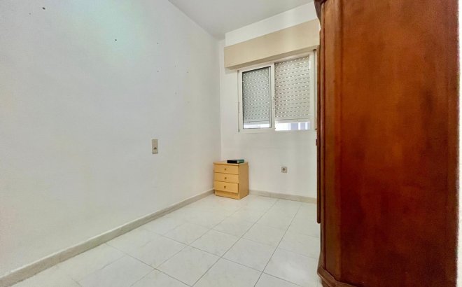 Resale - Apartment -
Torrevieja