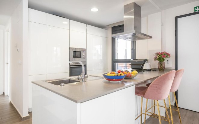 Resale - Villa -
Torrevieja - Costa Blanca