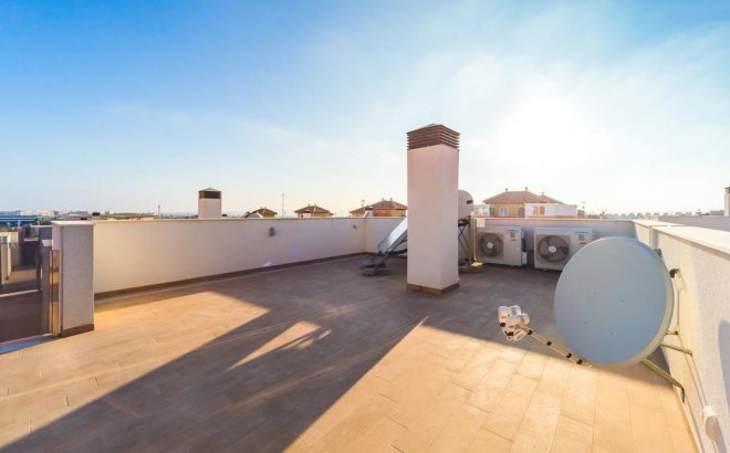 Resale - Villa -
Torrevieja - Costa Blanca