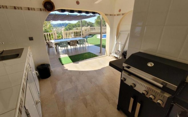Resale - Villa -
Pinar de Campoverde - Inland