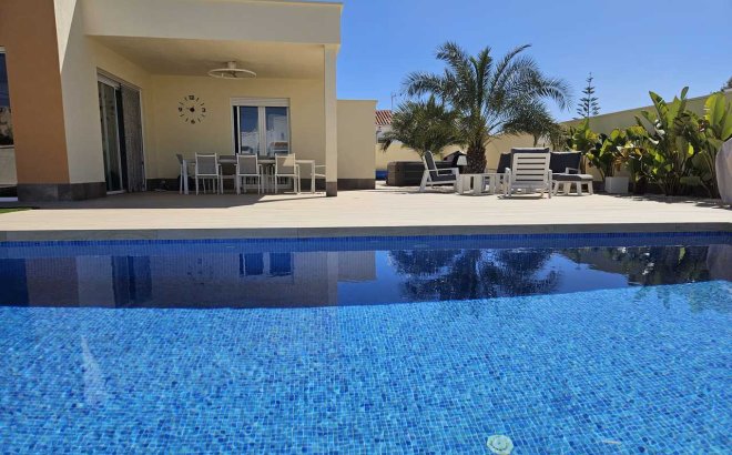 Herverkoop - Villa -
Torrevieja - Costa Blanca