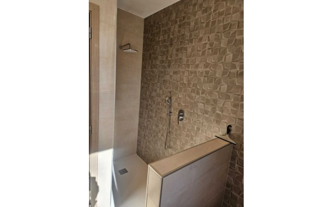 Herverkoop - Villa -
Torrevieja - Costa Blanca