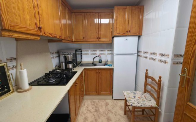 Herverkoop - Appartement -
Torrevieja - Playa del Cura