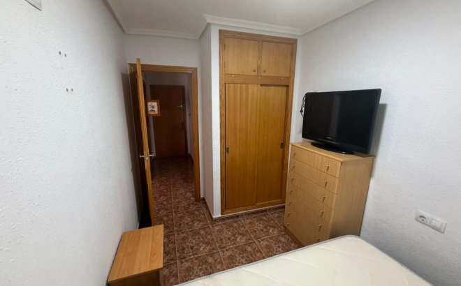Herverkoop - Appartement -
Torrevieja - Punta Prima