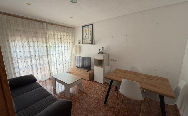 Herverkoop - Appartement -
Torrevieja - Punta Prima