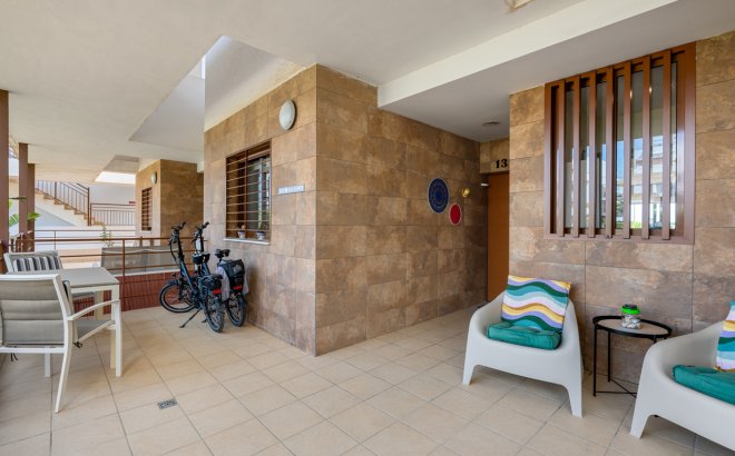 Herverkoop - Appartement -
Cabo Roig - Costa Blanca