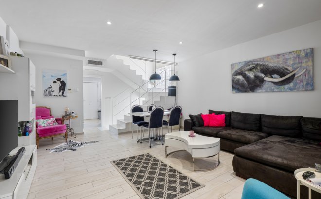 Herverkoop - Town House -
Torrevieja - Costa Blanca