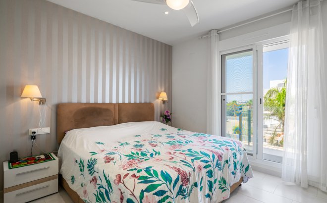 Herverkoop - Town House -
Torrevieja - Costa Blanca