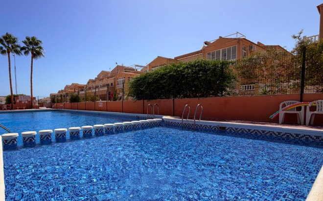 Herverkoop - Penthouse -
Orihuela Costa - La Ciñuelica - Villa Rosa