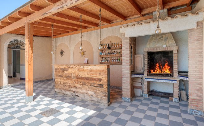 Resale - Villa -
Torre de la Horadada - Costa Blanca