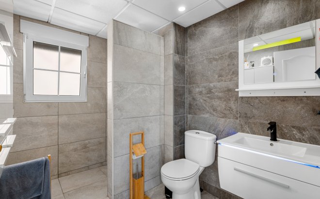 Resale - Villa -
Torre de la Horadada - Costa Blanca