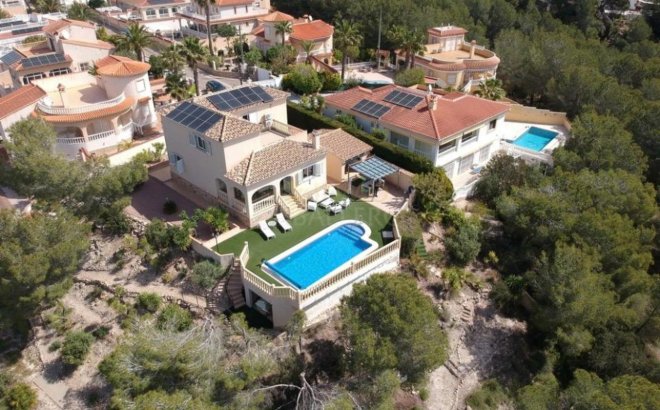 Herverkoop - Villa -
Pinar de Campoverde - Inland