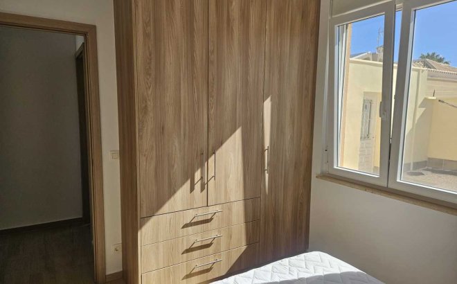 Resale - Villa -
Torrevieja - Costa Blanca