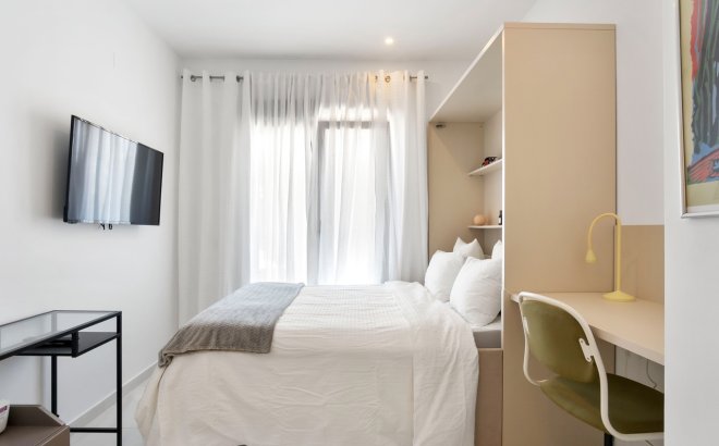 Herverkoop - Town House -
Villamartin - Costa Blanca