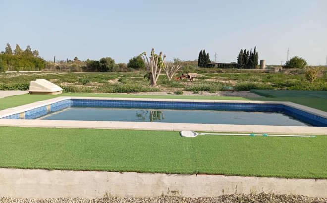 Herverkoop - Villa -
San Miguel de Salinas - Inland
