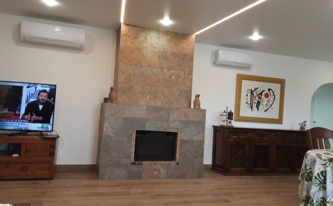 Herverkoop - Villa -
San Miguel de Salinas - Inland