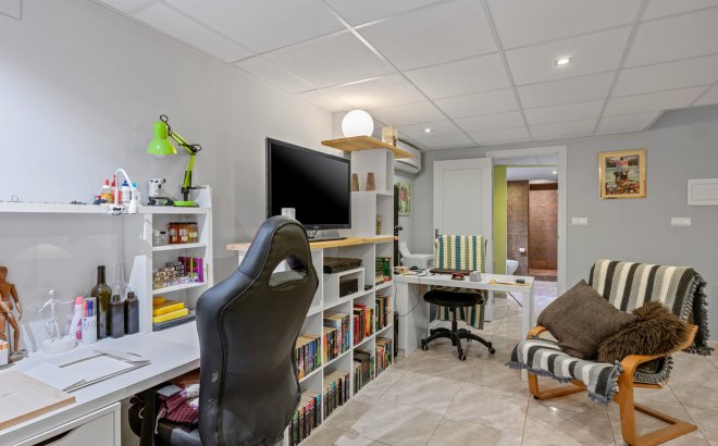 Herverkoop - Town House -
San Miguel de Salinas - Inland