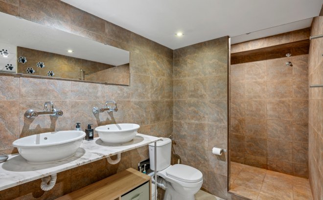 Herverkoop - Town House -
San Miguel de Salinas - Inland