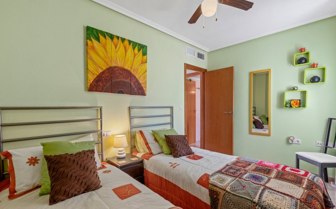 Herverkoop - Town House -
San Miguel de Salinas - Inland