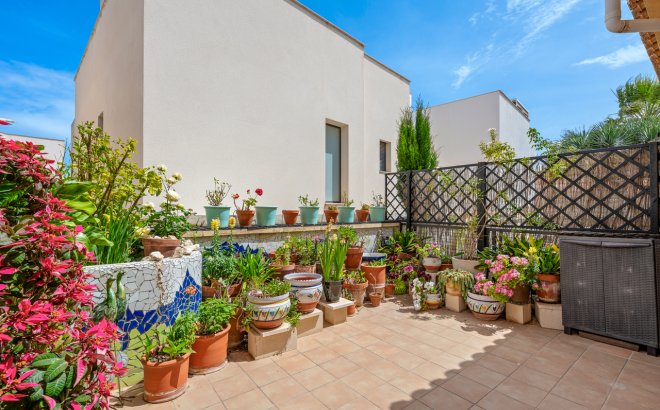 Herverkoop - Town House -
San Miguel de Salinas - Inland