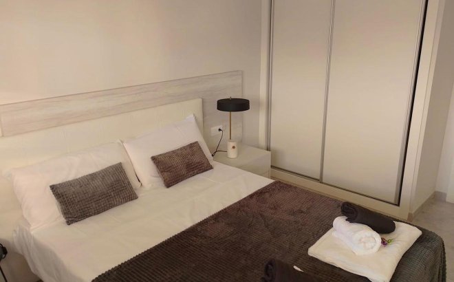 Herverkoop - Appartement -
Villamartin - Costa Blanca