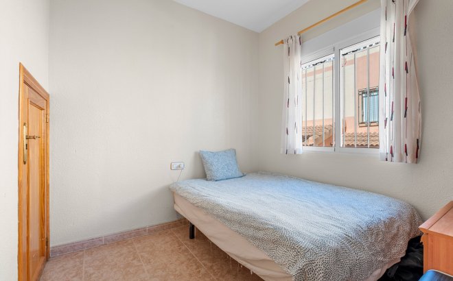 Resale - Bungalow -
Cabo Roig - Costa Blanca