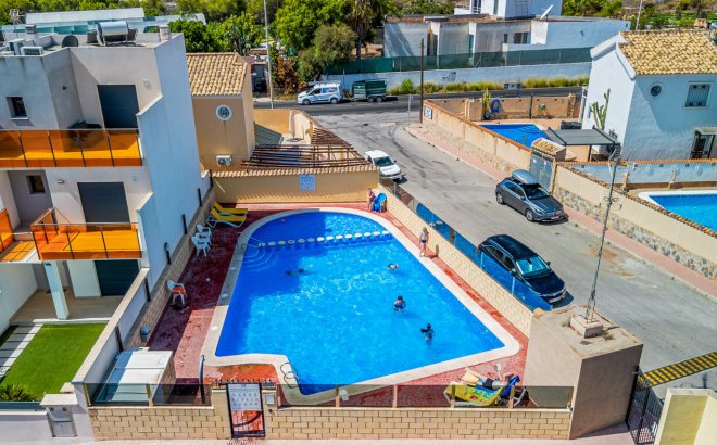Resale - Bungalow -
Cabo Roig - Costa Blanca