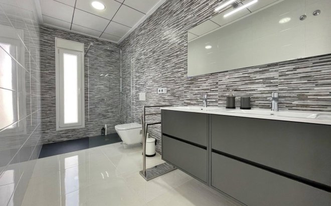 Nouvelle Construction - Villa -
Rafal - polideportivo